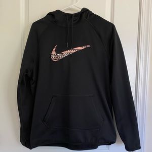 black nike sweatshirt